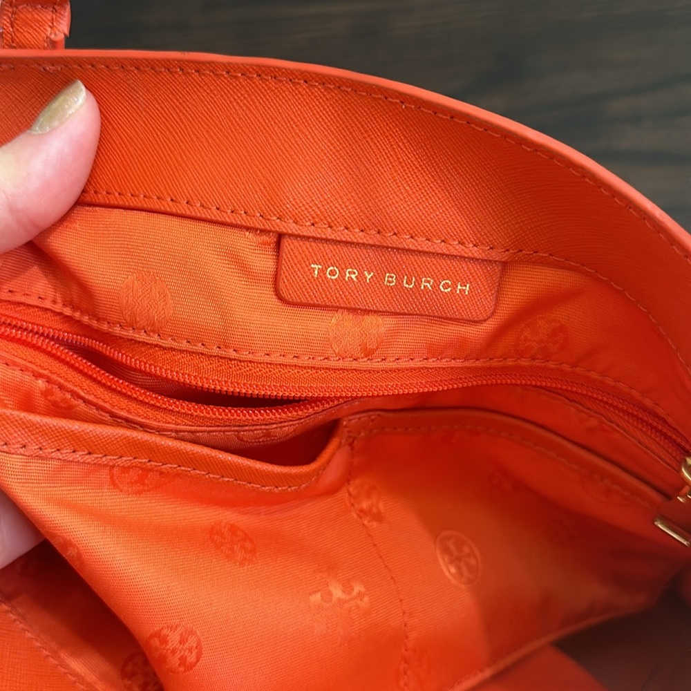 Tory Burch York tote - Picture 11 of 16